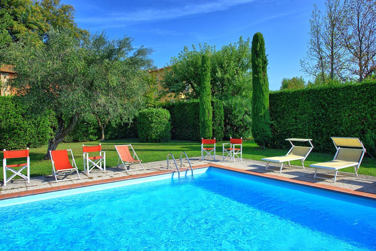 Villa Fiamma By Posarellivillas Piaggiori Екстер'єр фото
