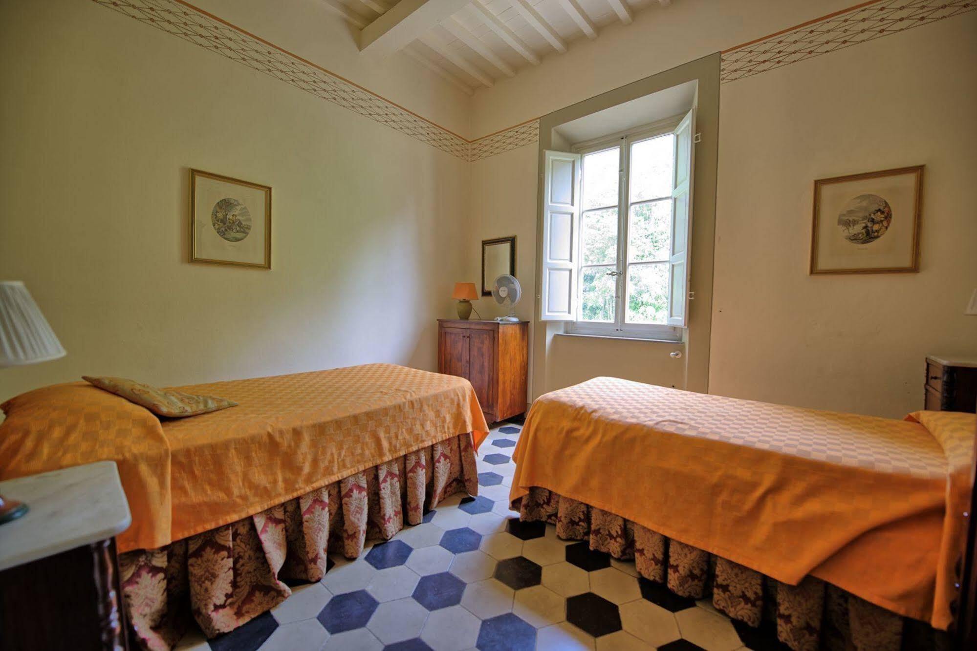 Villa Fiamma By Posarellivillas Piaggiori Екстер'єр фото